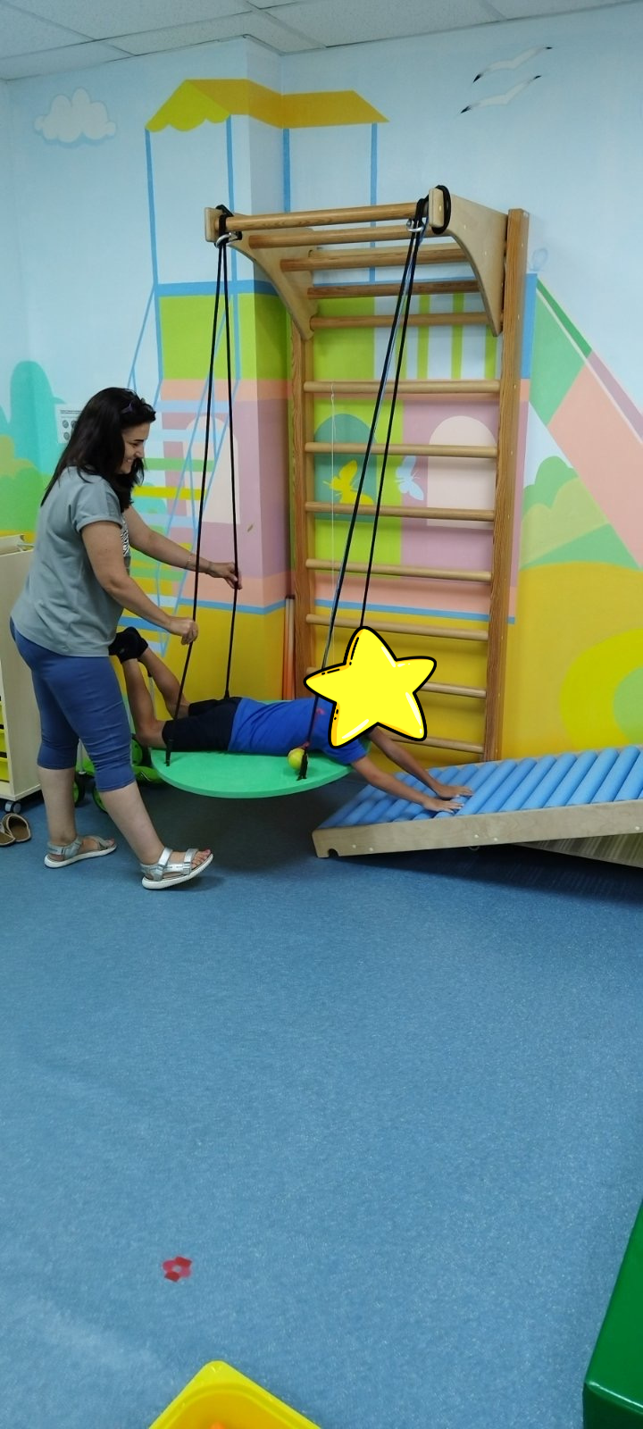 На занятті у вчителя-реабілітолога