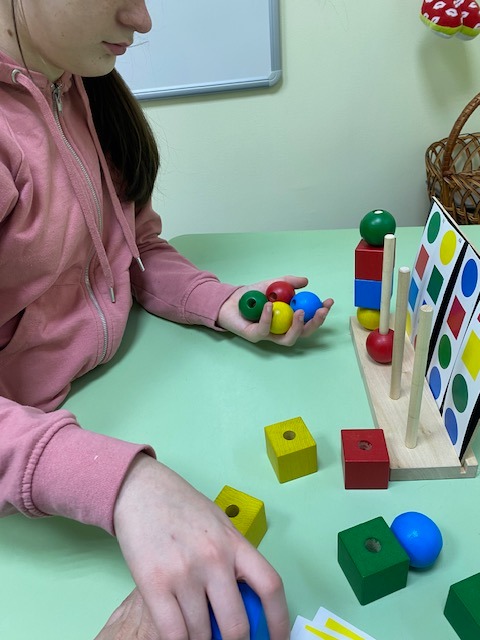 Заняття з вчителем-дефектологом